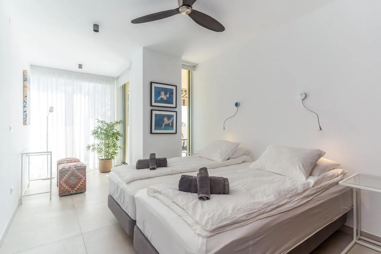 Great First Line Amazing Terrace Apartment Marbella
